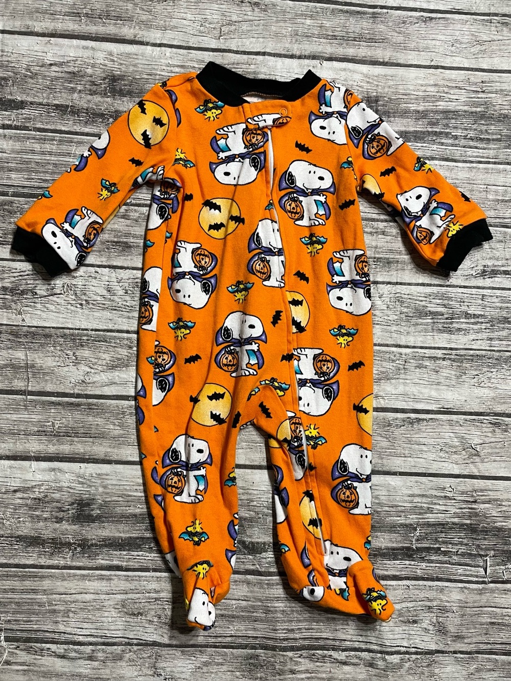 Baby 3/6 Months Peanuts Snoopy Halloween Sleeper Bodysuit Like New